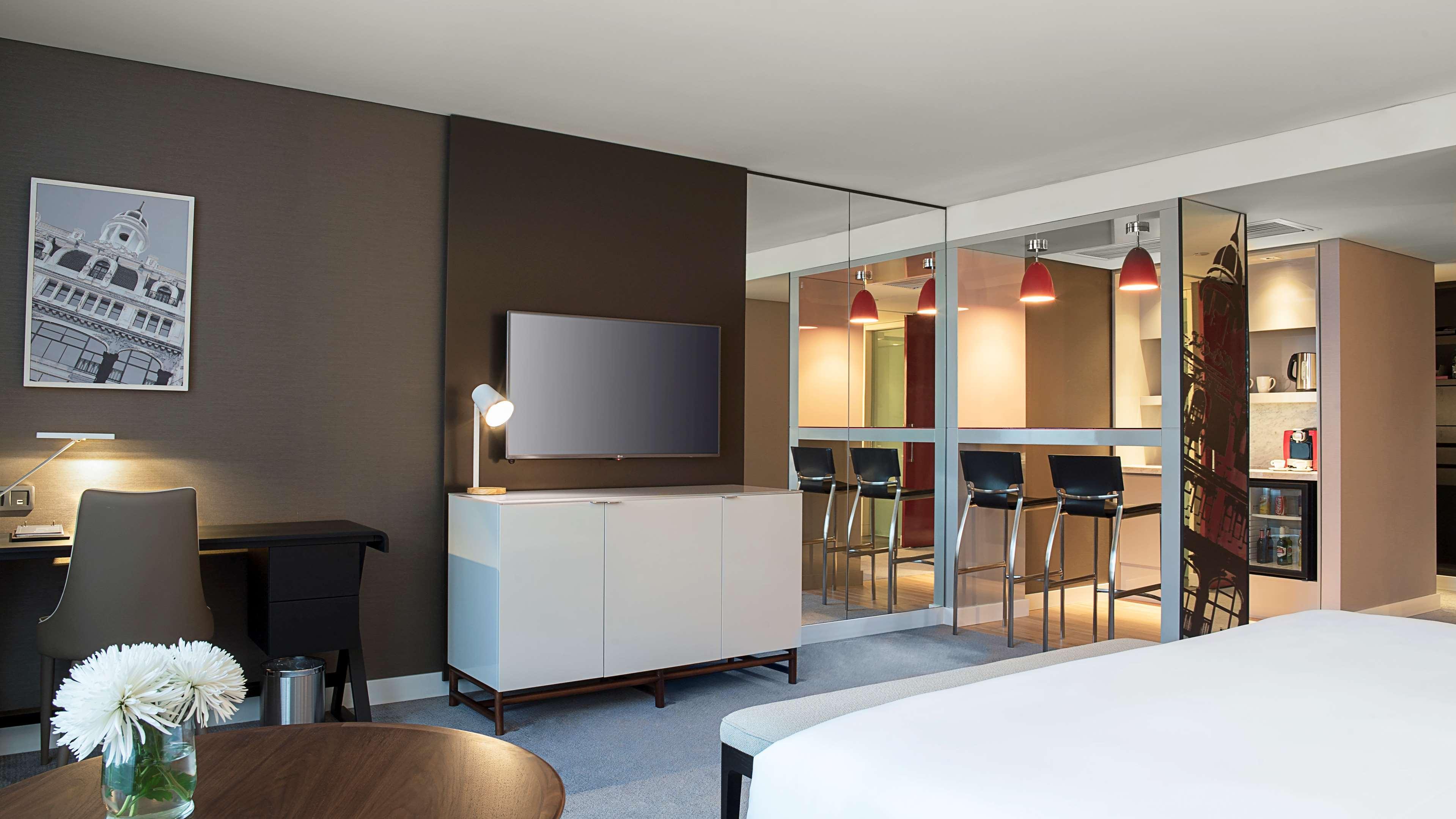 蒙特维迪奥凯悦中心酒店 蒙得维的亚 外观 照片 A room at the hotel
