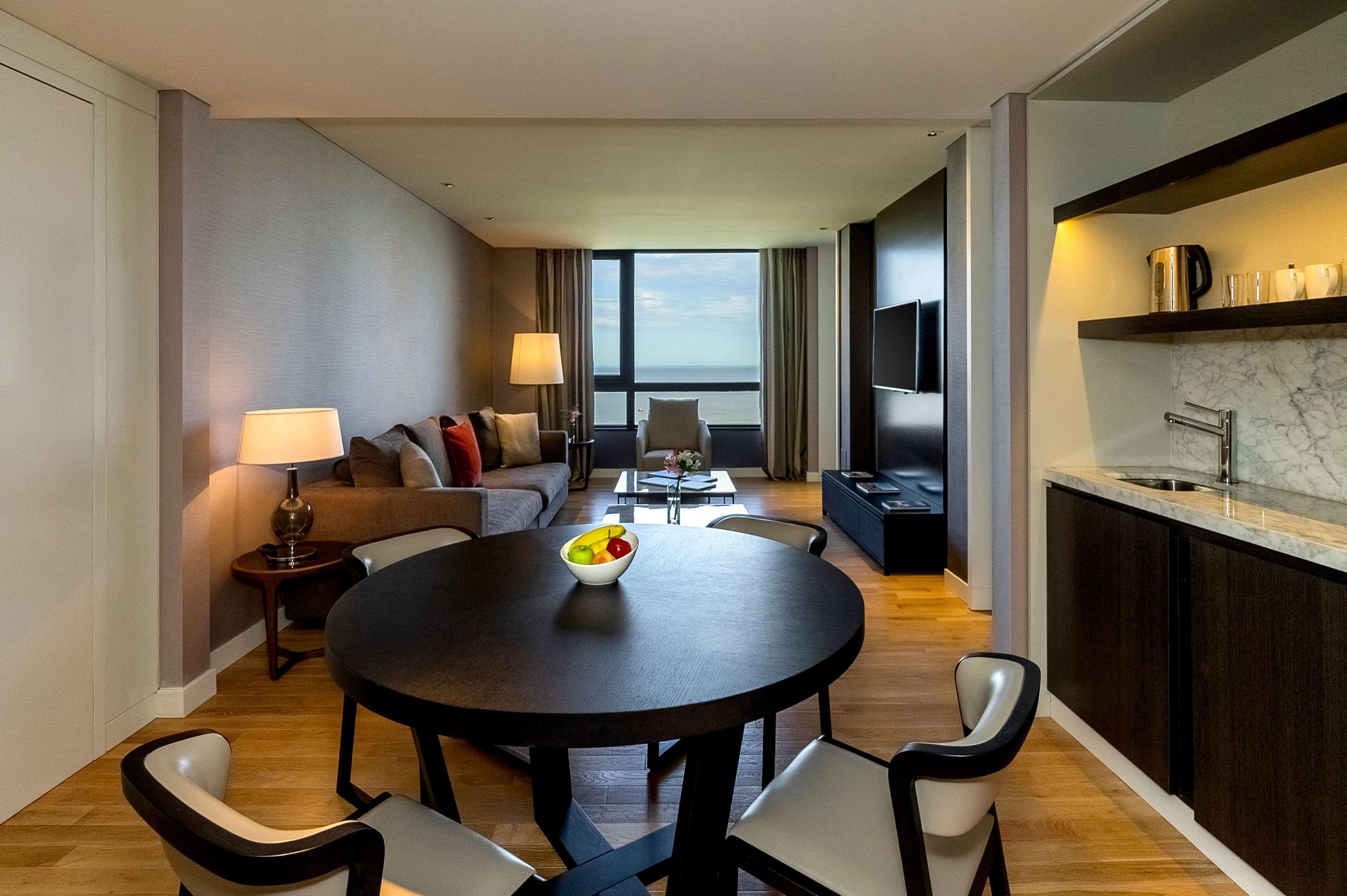 蒙特维迪奥凯悦中心酒店 蒙得维的亚 外观 照片 A suite at the hotel