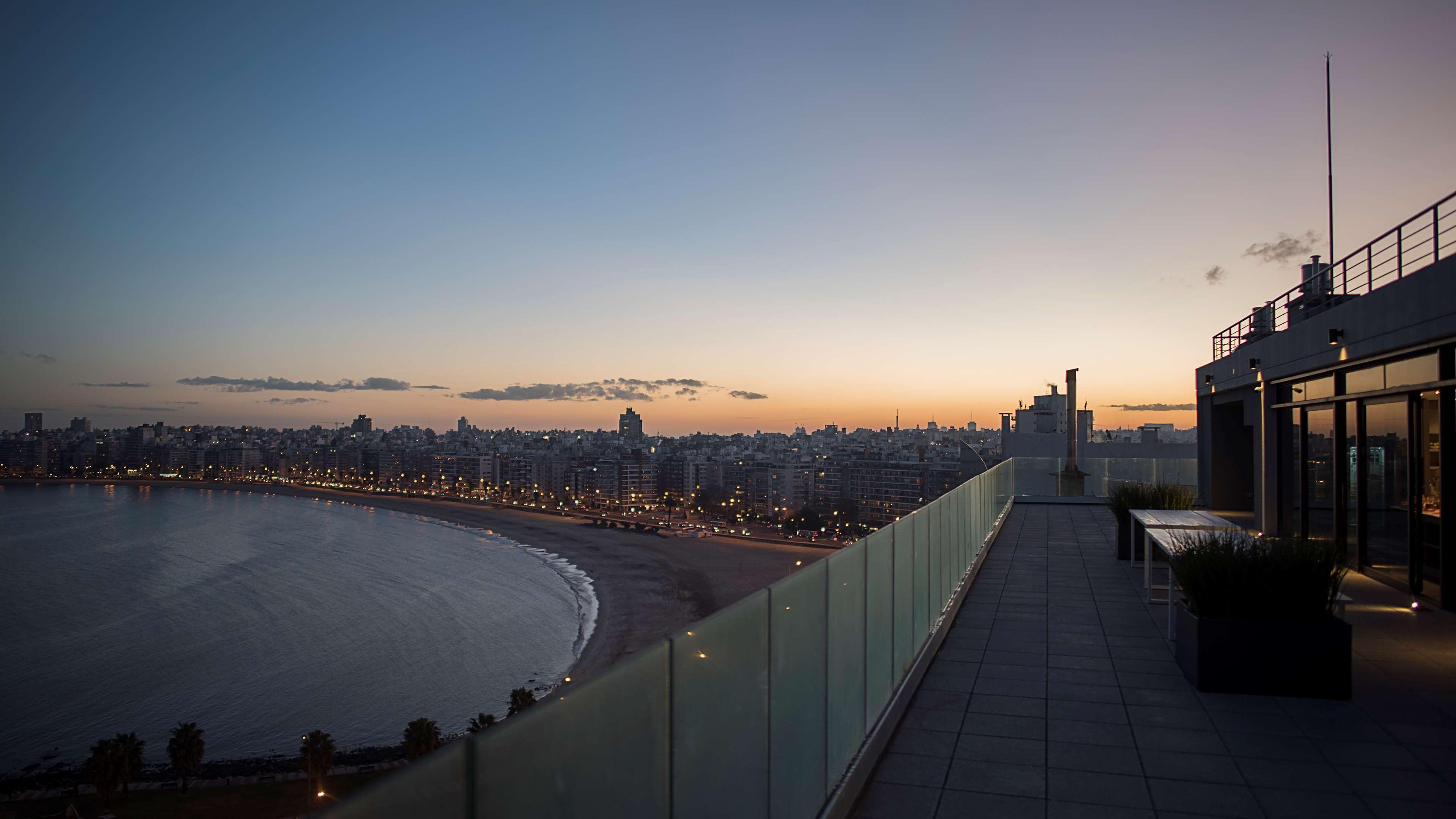 蒙特维迪奥凯悦中心酒店 蒙得维的亚 外观 照片 View from the rooftop
